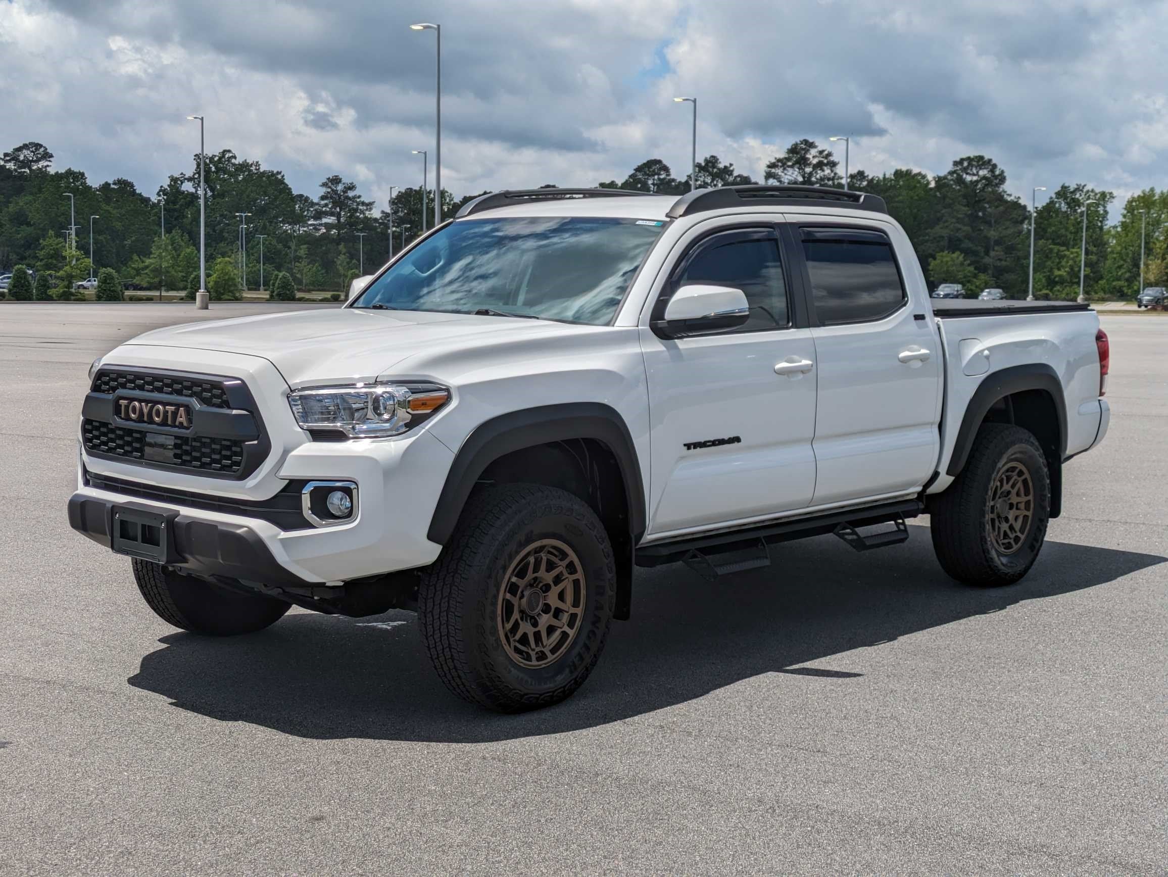 2023 Toyota Tacoma 4WD Trail Edition Double Cab 5&#39; Bed V6 AT